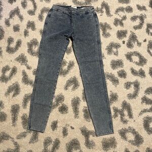 Gilly Hicks Acid Wash Jegging